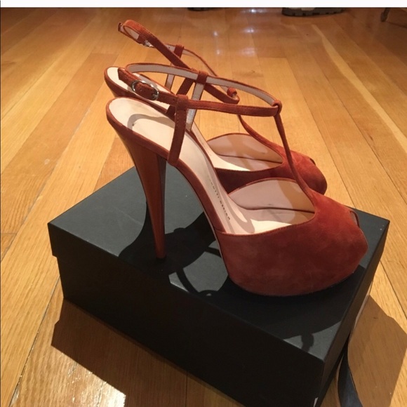 Qrange t-strap heels - Picture 4 of 4